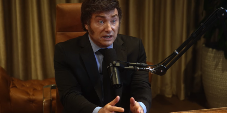 Javier Milei (foto) fue entrevistado por Lex Fridman - Fuente: Lex Fridman - YouTube (captura de pantalla por CriptoNoticias).