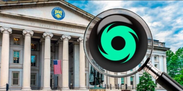 El Tribunal destacó que Tornado Cash, según la definición de OFAC, no es propietario de los servicios que proporcionan sus contratos inteligentes. Fuente:  cryptologos ; pngegg.com ; Bill Perry / stock.adobe.com.