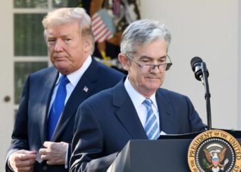 Trump y Powell en la reserva federal
