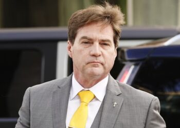 En marzo pasado, el juez James Mellor dictaminó que Wright no es Satoshi Nakamoto. Fuente: The Guardian.