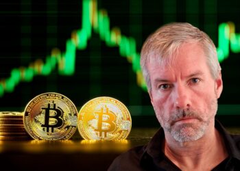 Solo entre noviembre y diciembre, MicroStrategy realizó un total de seis compras, todas por encima de los 10.000 bitcoin. Fuente:  Composición por CriptoNoticias. YuDwi Studio / stock.adobe.com ; festivaldelasideas.mx..