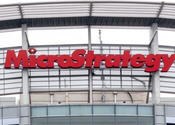 MicroStrategy es una de las grandes "ballenas" de bitcoin que existen en el mundo. Fuente: stock.adobe.com.