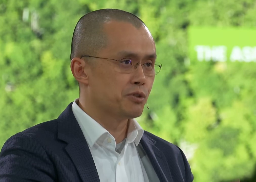 Binance CZ critique le processus de liste des jetons