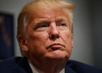El anuncio inicial de aranceles a México, Canadá y China por parte de Trump provocó una notable volatilidad tanto en el mercado de Bitcoin. Fuente: Grok.