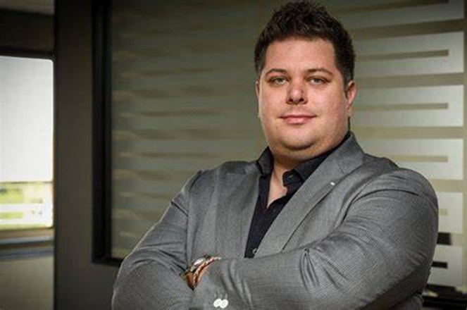 Riccardo “fluffypony” Spagni.