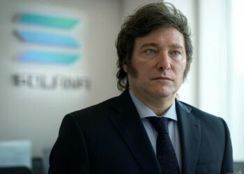 Milei usó su cuenta de X para dar a conocer un token de Solana. Fuente: Imagen generada mediante Grok, por CriptoNoticias.