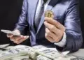 El FMI reconoce el impacto de la digitalización de las finanzas en la economía global. Fuente: Freepik.