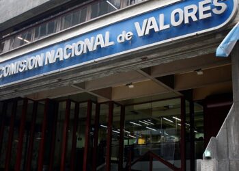 Fachada de la CNV Argentina.