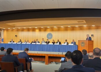12 expertos debatieron sobre las regulación de las criptomonedas en la SEC. Fuente: X