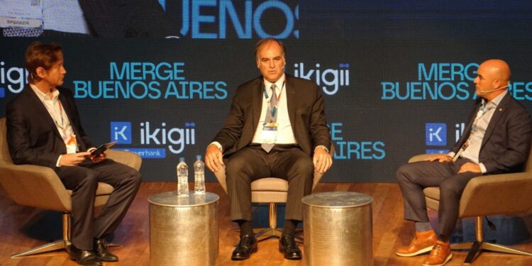 roberto e silva en el panel de merge