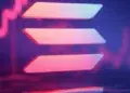 El logo de la criptomoneda Solana en color rosa.
