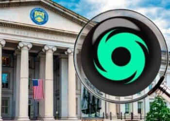 El historial de Tornado Cash con las autoridades estadounidenses comenzó en agosto de 2022. Fuente: cryptologos ; pngegg.com ; Bill Perry / stock.adobe.com.