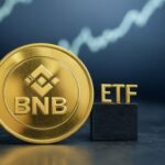 Moneda dorada de BNB con las letras ETF al lado.