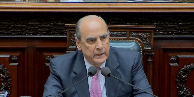 jefe de ministros de milei acude al congreso