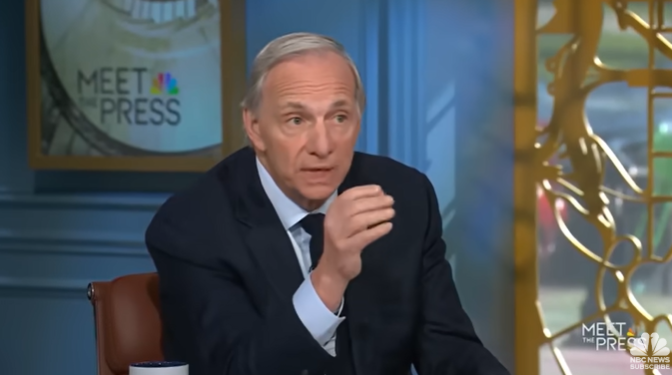 Ray Dalio, fundador de Bridgewater, durante una entrevista.