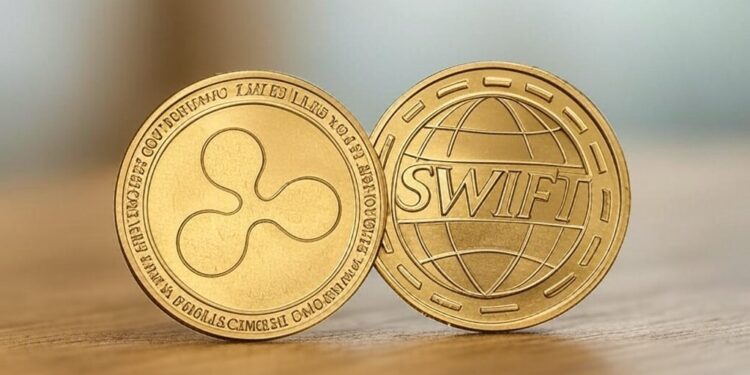Una moneda con el logo de Ripple Labs junto a otra que tiene el logo de SWIFT.
