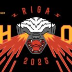 Logo del evento Baltic Honeybadger 2025, con un tejón agresivo disparando rayos rojos por los ojos, acompañado del texto “RIGA BH OG 2025” en colores intensos y fondo negro.