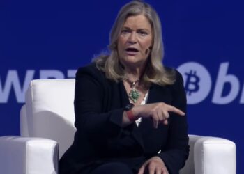 cynthia lummis en la bitcoin conference