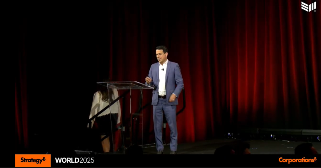 Peter Karl, directivo de Cantor Fitzgerald en la conferencia Bitcoin para Corporaciones 2025.
