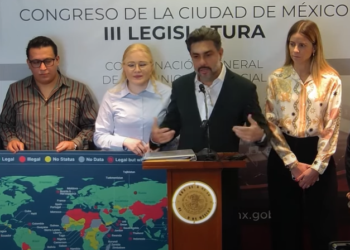 Diputado Jesús Sesma presentando iniciativa para regular las criptomonedas en México.
