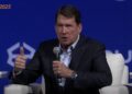 Senador Bill Hagerty en bitcoin conference 2025