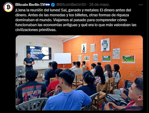 Un Taller sobre bitcoin en la comunidad de Bitcoin Berlín en El Salvador.