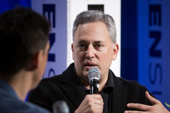 David Sacks critica la Ley GENIUS por favorecer a los bancos 