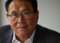 Kiyosaki cree que mucha gente se hará rica si invierte en btc, oro y plata