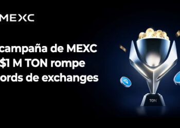Logo de MEXC, copa plateada llena de monedas y de TON, fondo negro