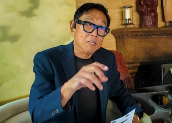 Robert Kiyosaki habla sobre su experiencia con bitcoin.