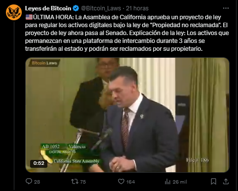 Un mensaje en la red social X con un video que muestra el momento en el que se aprobó en la Asamblea, un proyecto de ley sobre bitcoin.
