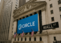 Un benner de Circle en Wall Street, Nueva York.