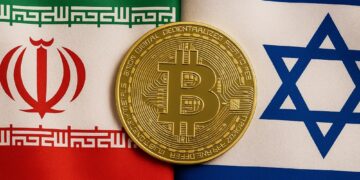 Los analistas presentan distintas visiones sobre lo que puede ocurrir a Bitcoin tras el conflicto entre Israel a Irán. Fuente: imagen generada mediante Dall-E, por CriptoNoticias.
