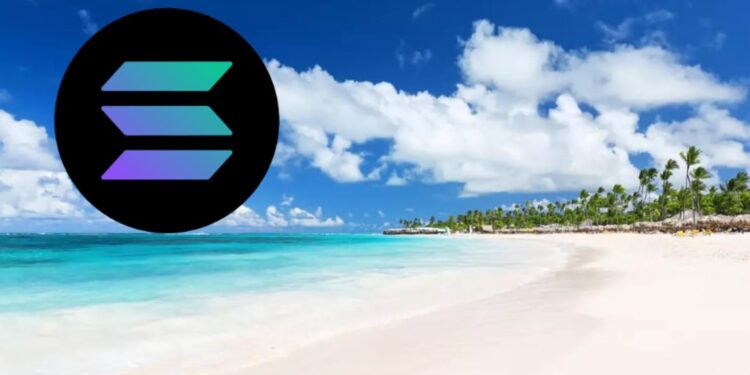 Una playa paradisiaca con el logo de SOL.