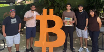 Bilal bin Saqib, ministro de criptomonedas de Pakistán, está en El Salvador.