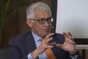 Piero Cipollone, miembro del Comité Ejecutivo del BCE, hablando sobre el euro digital.