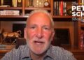 Peter Schiff hablando en su canal de YouTube.