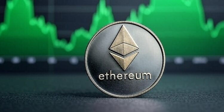 Una moneda de Ethereum delante de una pantalla de gráficos de precio.