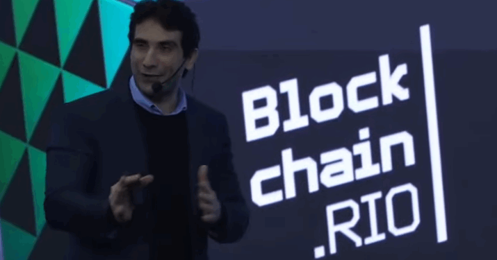 Gabriel Galípolo, presidente del Banco Central de Brasil habla en el evento Blockchain in Rio.