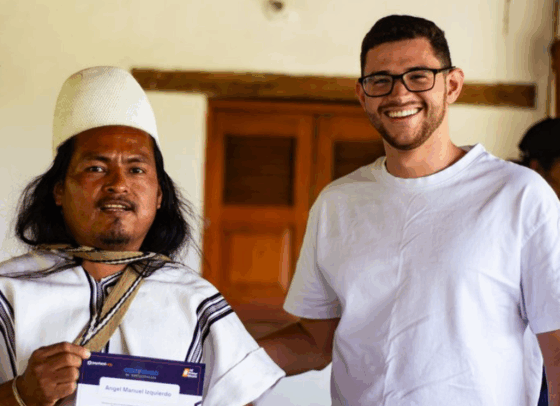 «Nadie me puede parar»: El apóstol de bitcoin que recorre El Salvador, Paraguay y Colombia