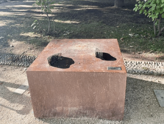 Vandalizan estatua de Satoshi Nakamoto en Lugano