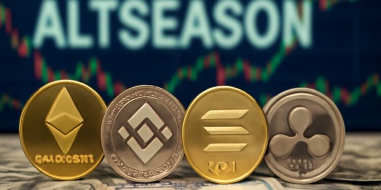 Criptomonedas sobre dinero y gráficas verdes de fondo con la palabra altseason.