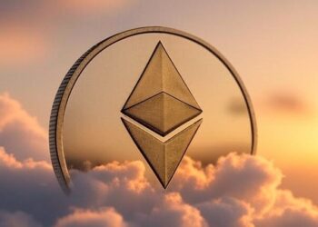Una moneda de Ethereum en el cielo.