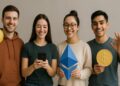 Nuevas generaciones con criptomonedas.