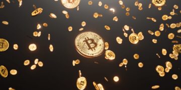 Muchas monedas físicas de bitcoin cayendo.