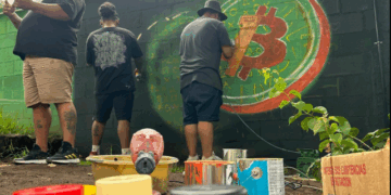 Mural de Bitcoin en Berlín de El Salvador.