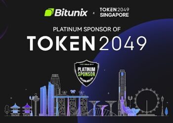 Silueta de ciudad en fondo negro, azul y púrpura con logo de Bitunix y de Token2049 Singapore
