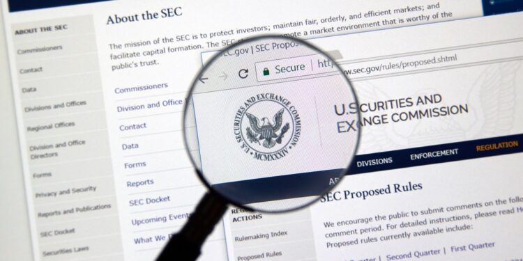 La SEC trabajará en conjunto con la CFTC para flexibilizar normas en proyectos DeFi. Fuente: Adobe Stock