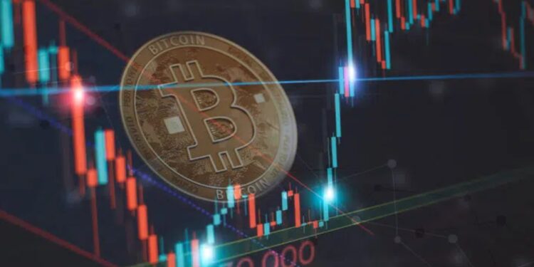 BTC sobre gráficas de precio en un fondo negro.
