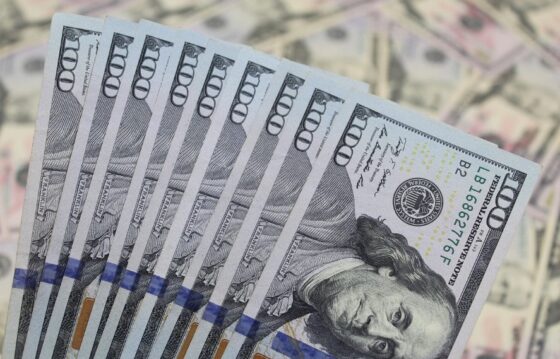 El dólar se ha depreciado un 10% desde que inició el año